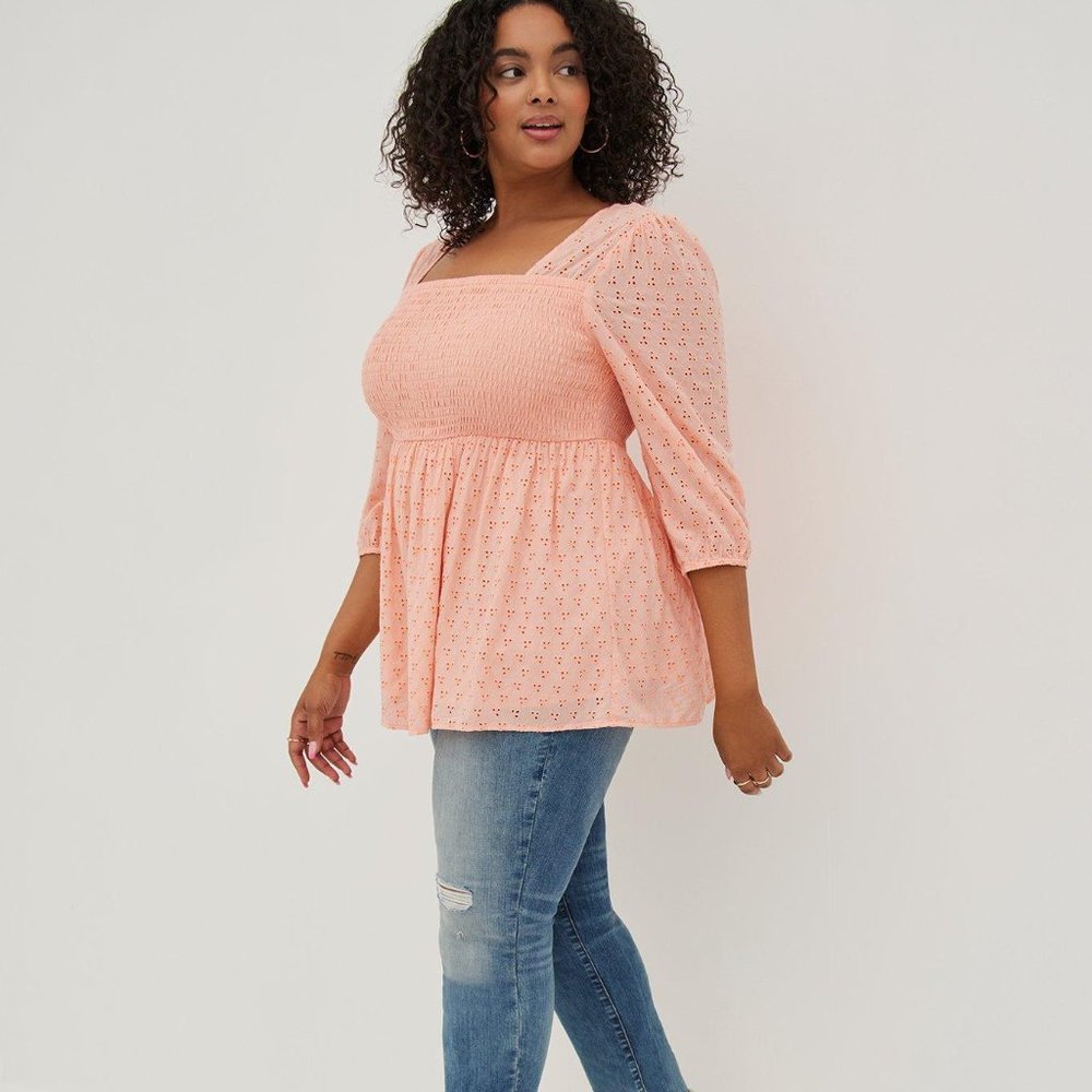 Torrid Smocked Babydoll Top Blouse Voile Eyelet Peach Size 2/2X - Picture 1 of 12